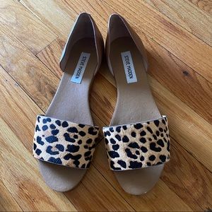Steve MADDEN Side Step Sandal Leopard